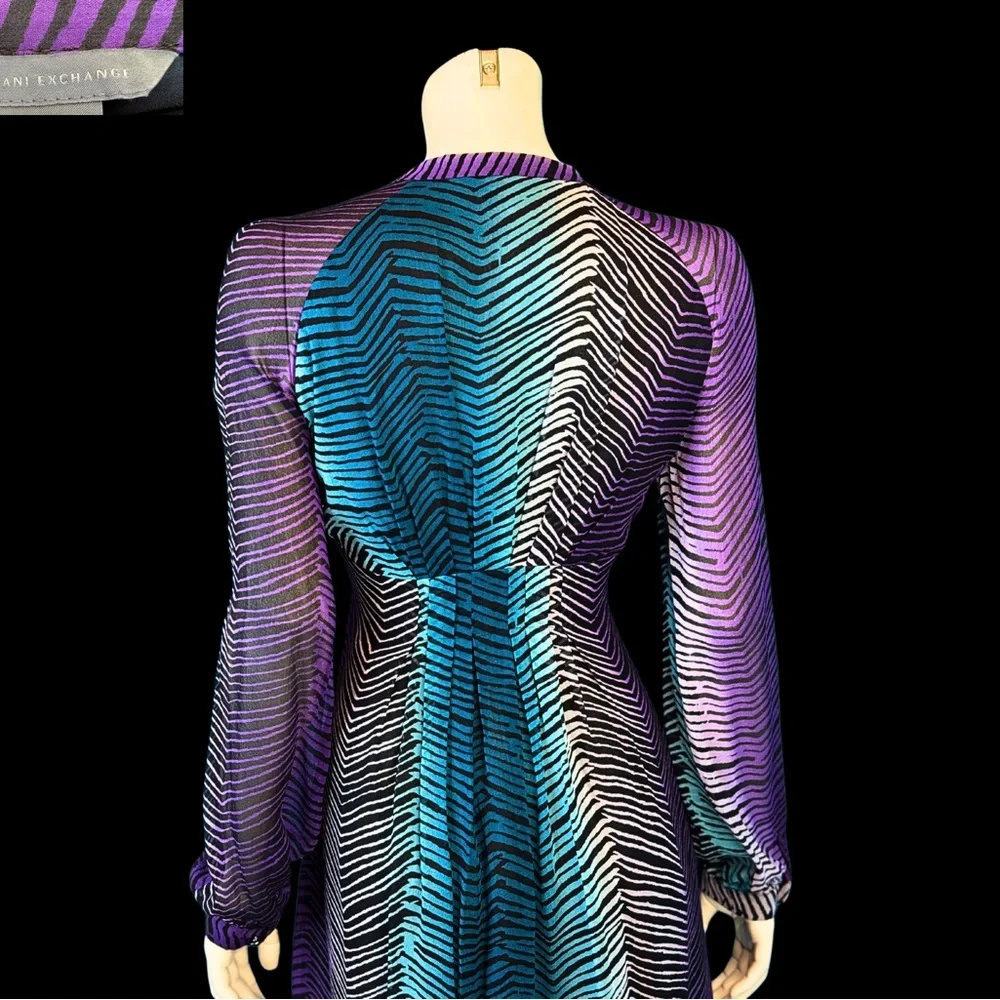 ARMANI Exchange ANIMAL PRINT Deep V SILK Ombré Mini Dress - Picture 7 of 9